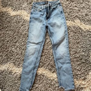 Urban outfitters mom jeans